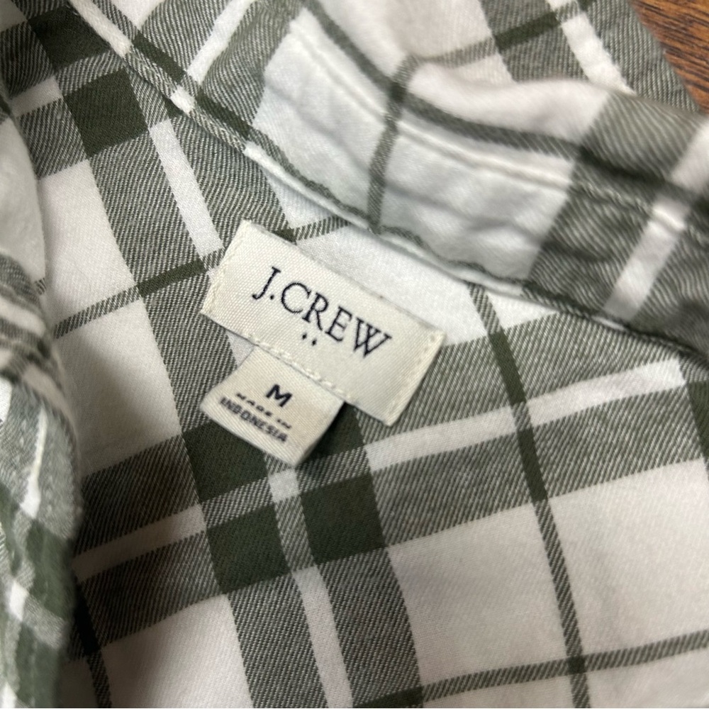 J. Crew factory Women’s‎ plaid flannel Shirt - Picture 3 of 6